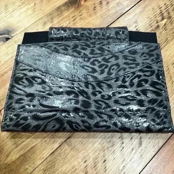 Miche Tyra black and gray animal print cover with rhinestone buckle - Picture 5 of 8